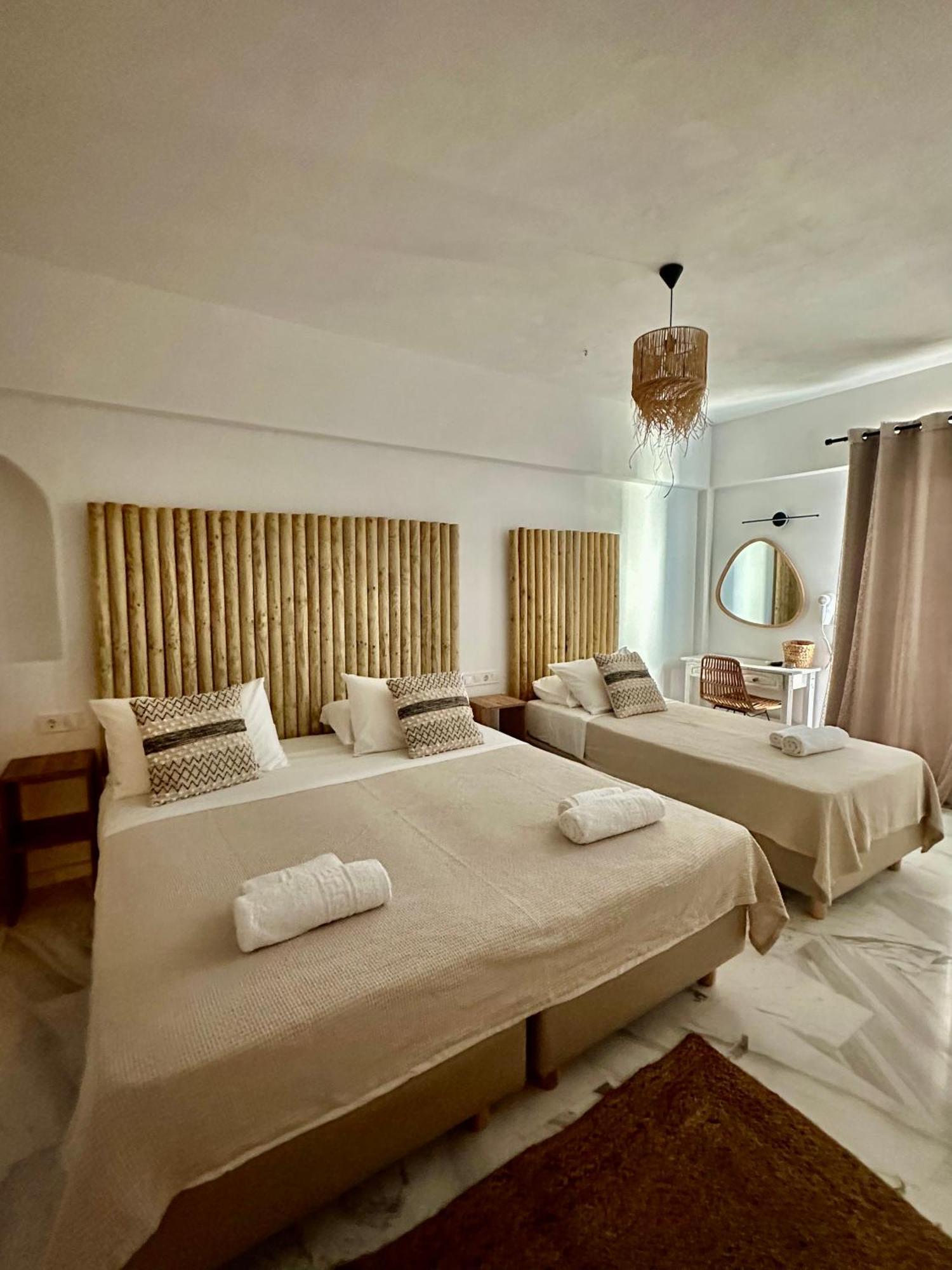 Athina Rooms - Lounge Apartments باروس المظهر الخارجي الصورة
